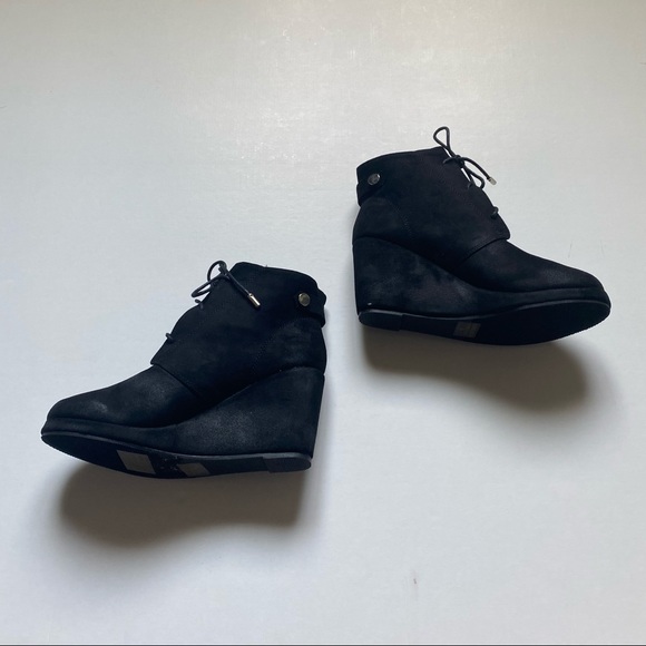 Chase + Chloe Rosa Black Suede Wedge Boots Size 7 - Picture 5 of 11